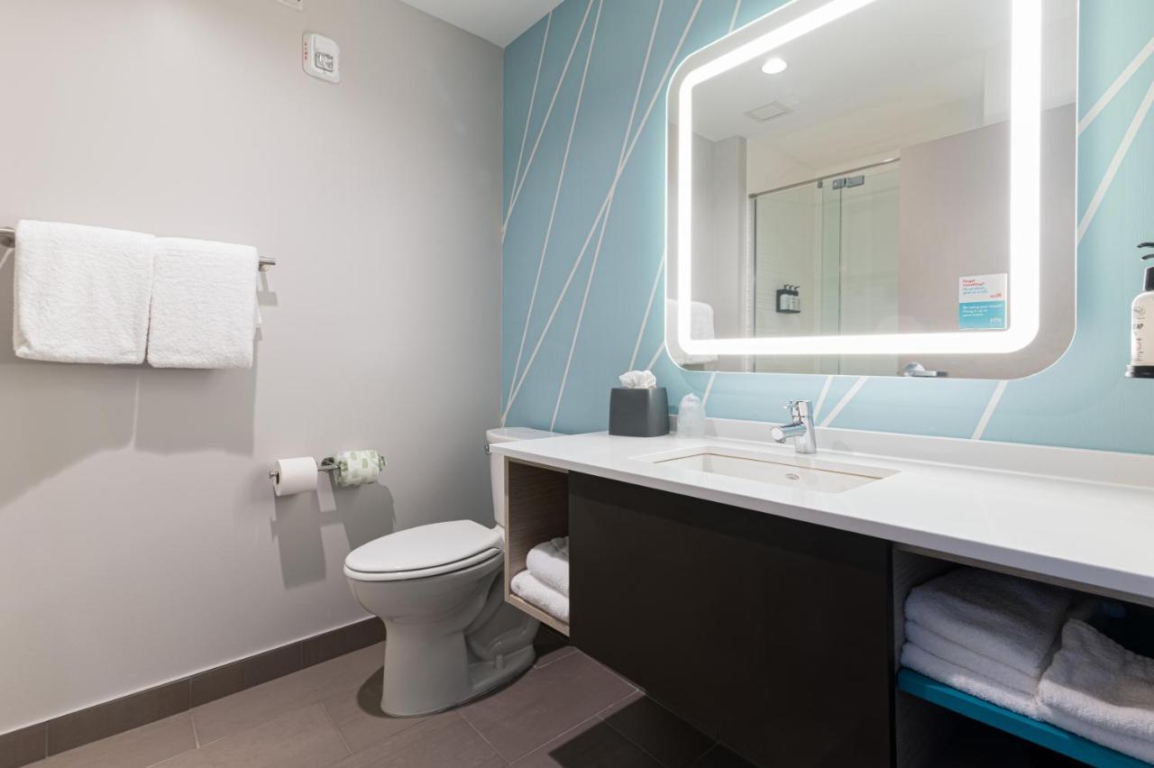 Avid Hotel Summerville By Ihg Bagian luar foto